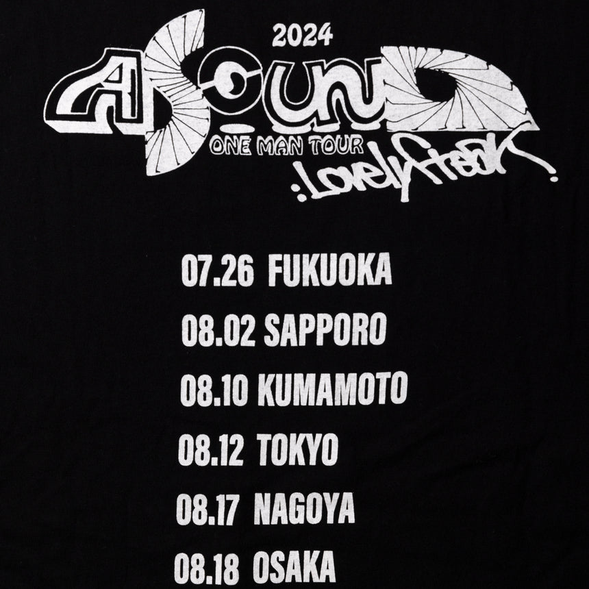 Lovely Freak TOUR Chibi Tee [Black]